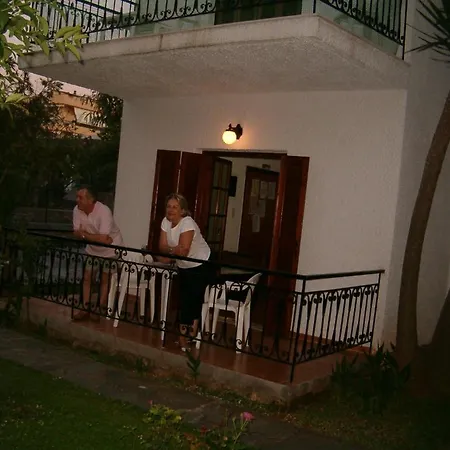 Villa Kosta Apartments Apartament